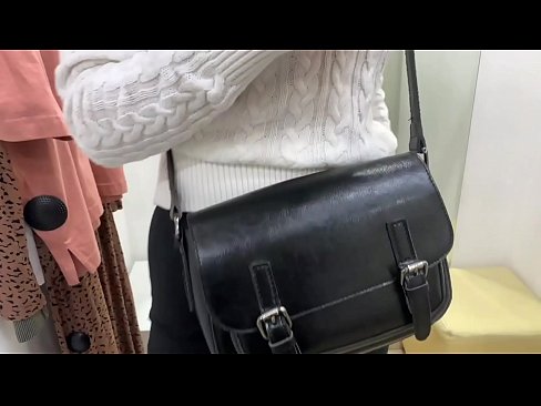 ❤️ Gənc qadın FeralBerry-nin fitinq otağında dildo ilə ictimai masturbasiyası ☑ Sikişmə videosu bizdə az.hentai-id.ru